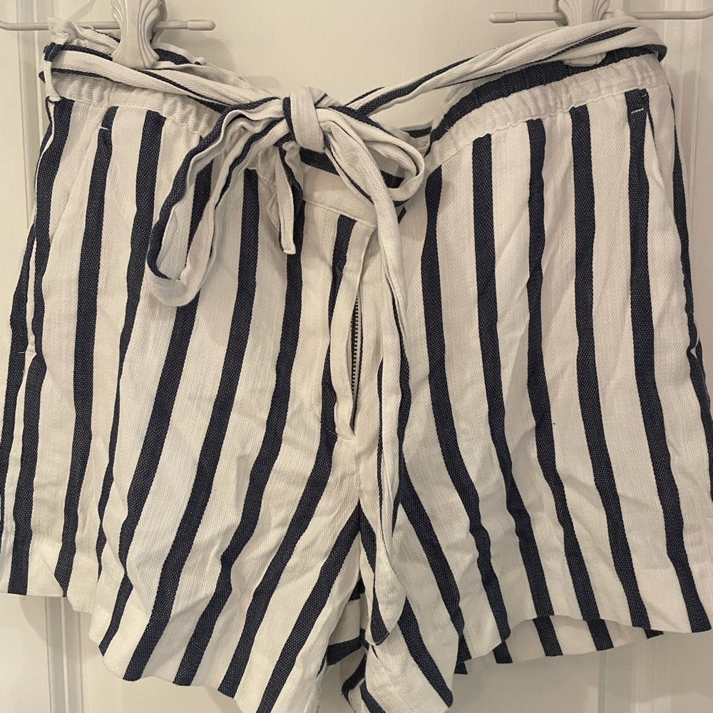 Loft women’s shorts